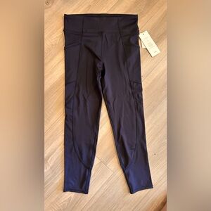 Threads 4 Thought Rita Core Running Performance Capri Leggings